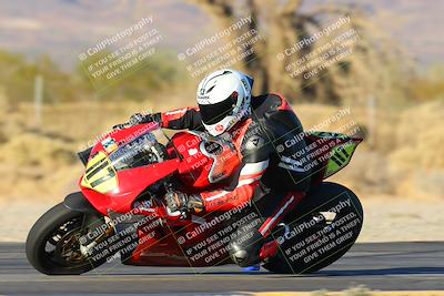 media/Dec-07-2024-CVMA (Sat) [[21c5f1ef85]]/Race 11-Amateur Supersport Open/